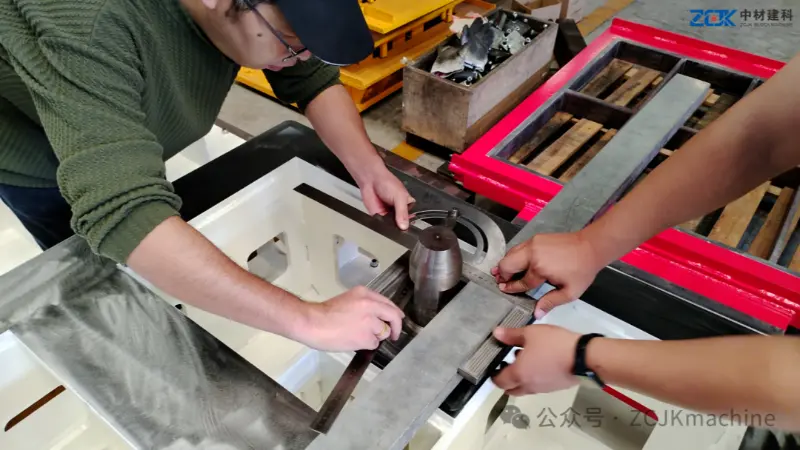 Η ZCJK παραδίδει προσαρμοσμένα καλούπια υψηλής ακρίβειας σε έναν Σαουδάραβα πελάτη