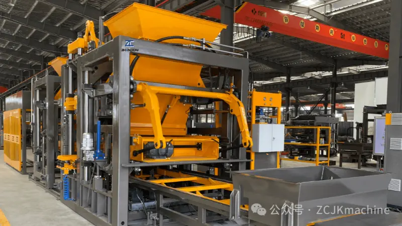 Μηχανήματα κατασκευής μπλοκ με σερβομηχανισμό: Μειώστε το κόστος ηλεκτρικής ενέργειας κατά 30–50% με ενεργειακά αποδοτική τεχνολογία